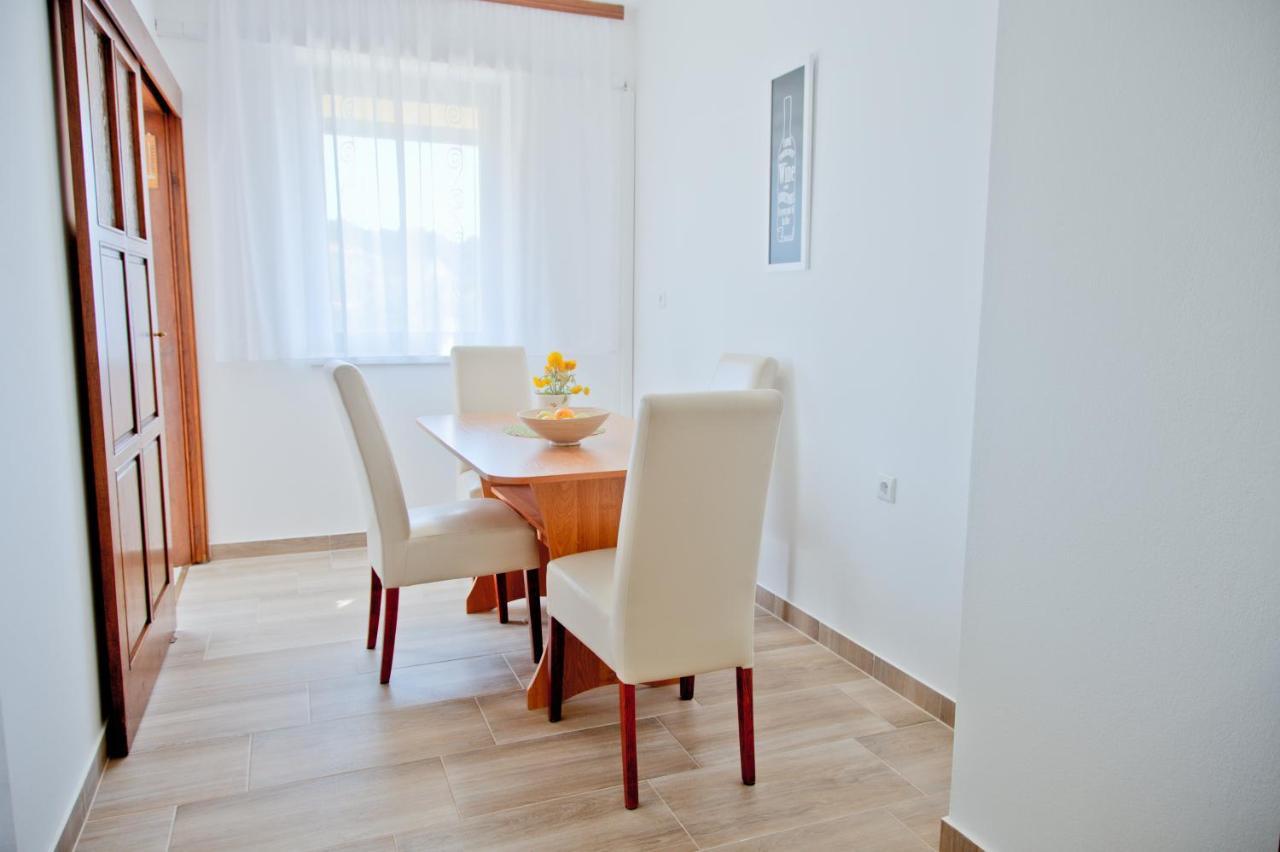 Apartment Karolina - Green Oasis Pola Esterno foto
